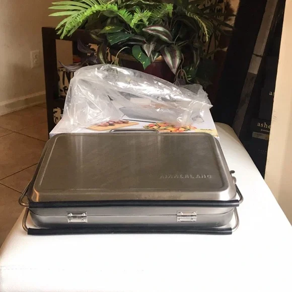 Kikkerland Silver Briefcase Barbecue NEW!!